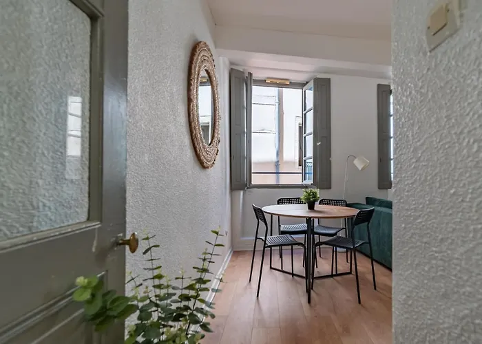 Appartamento Centre - Proche Des Arènes Et De La Maison Carrée *